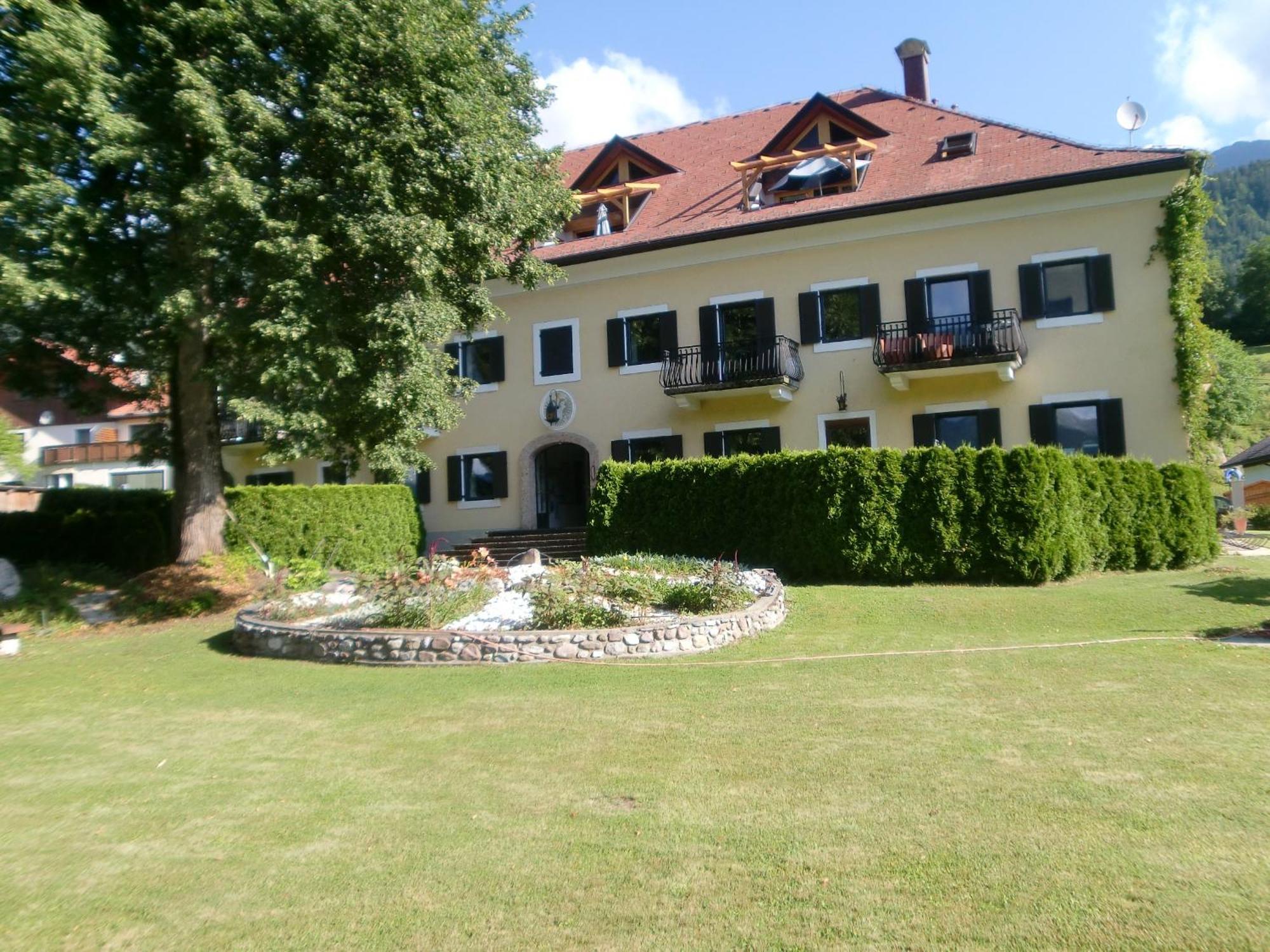 Garten- & Loggia-Appartement Herrenhaus Dellach im Drautal Exterior photo