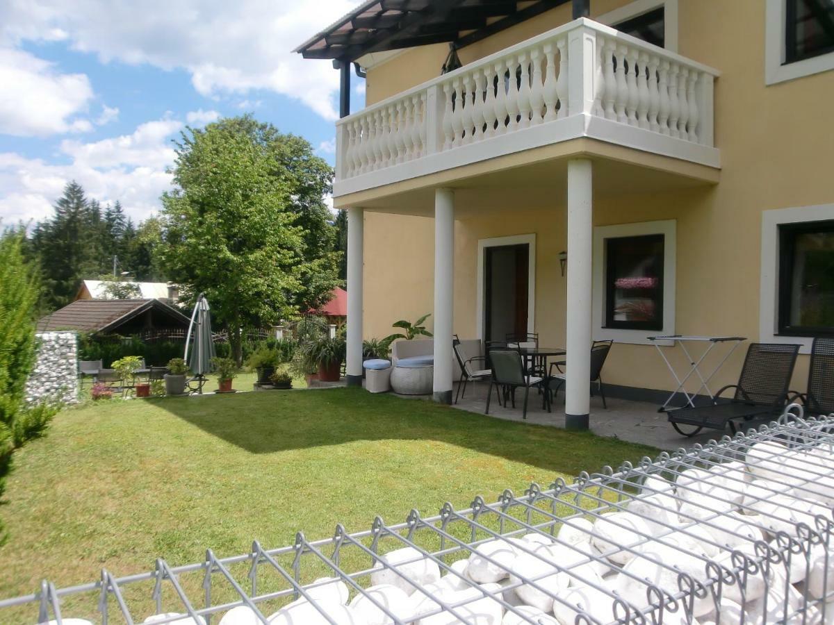Garten- & Loggia-Appartement Herrenhaus Dellach im Drautal Exterior photo