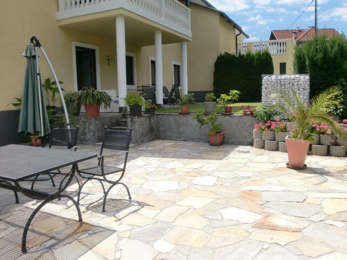 Garten- & Loggia-Appartement Herrenhaus Dellach im Drautal Exterior photo