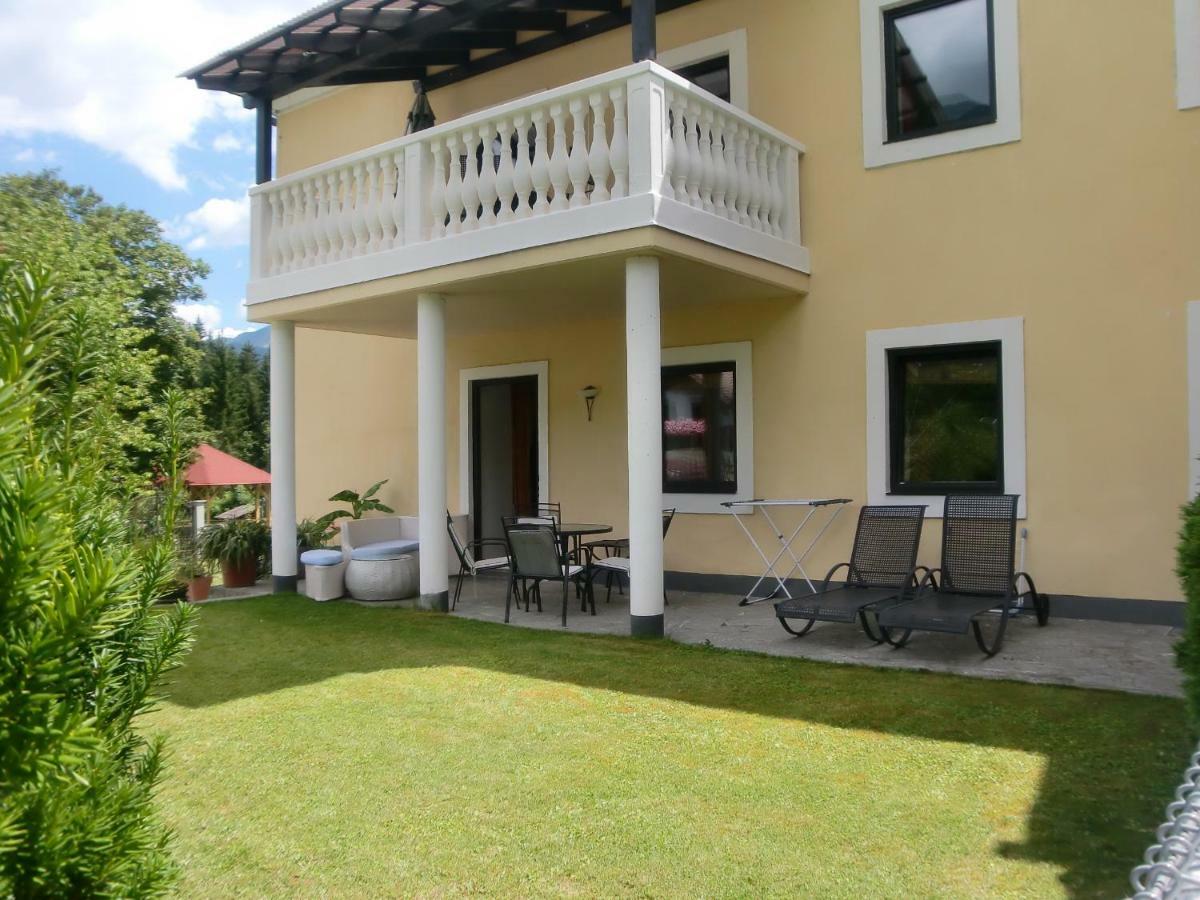 Garten- & Loggia-Appartement Herrenhaus Dellach im Drautal Exterior photo
