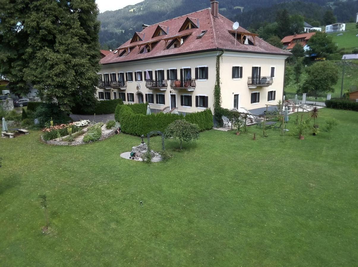 Garten- & Loggia-Appartement Herrenhaus Dellach im Drautal Exterior photo